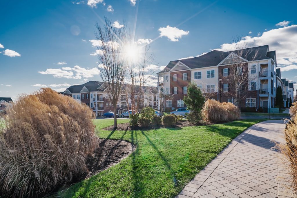 Stone Bridge at Raritan Luxury Apartment Rentals