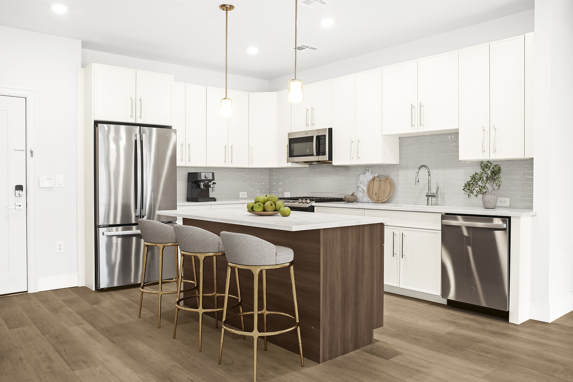Photo inspiration: Fresh Look at Parkside Westfield Luxury Rentals From Premier Homes
